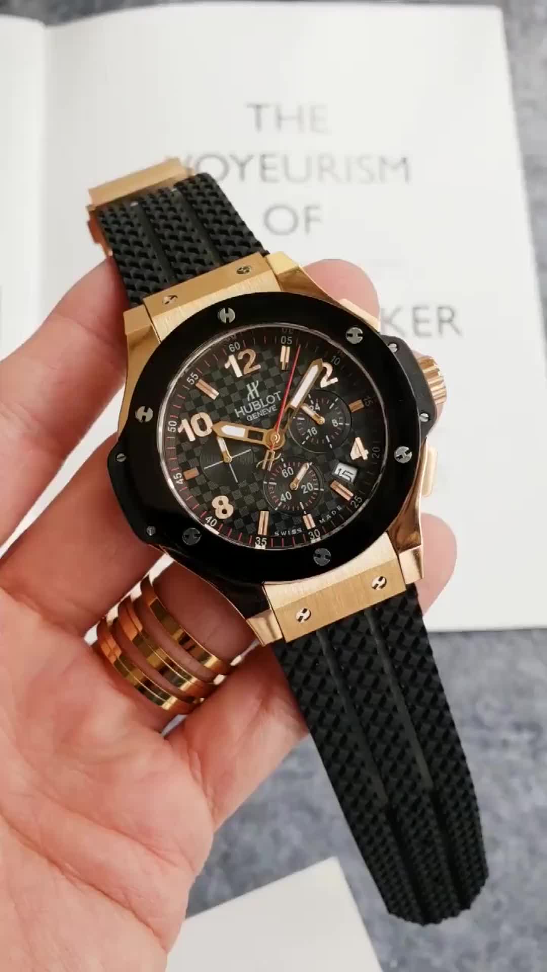 Hublot Big Bang Men’s Black Watch – 301.PB.131.RX