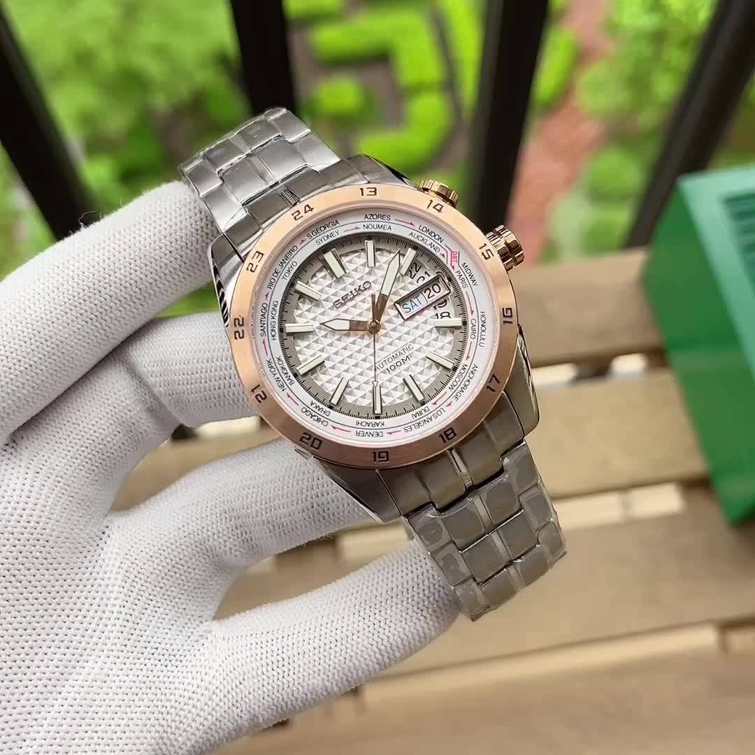Rare SEIKO 4R15 00A0 WATCH WHITE DIAL Mens .