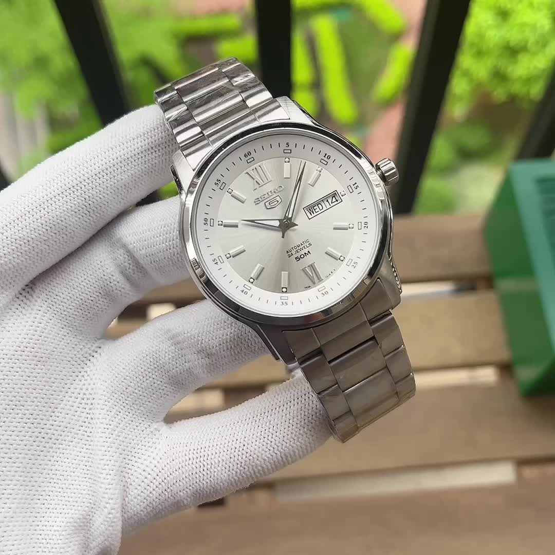 Seiko 5 Automatic White Dial Watch SNKM83K1 Men’s Watch Silver White