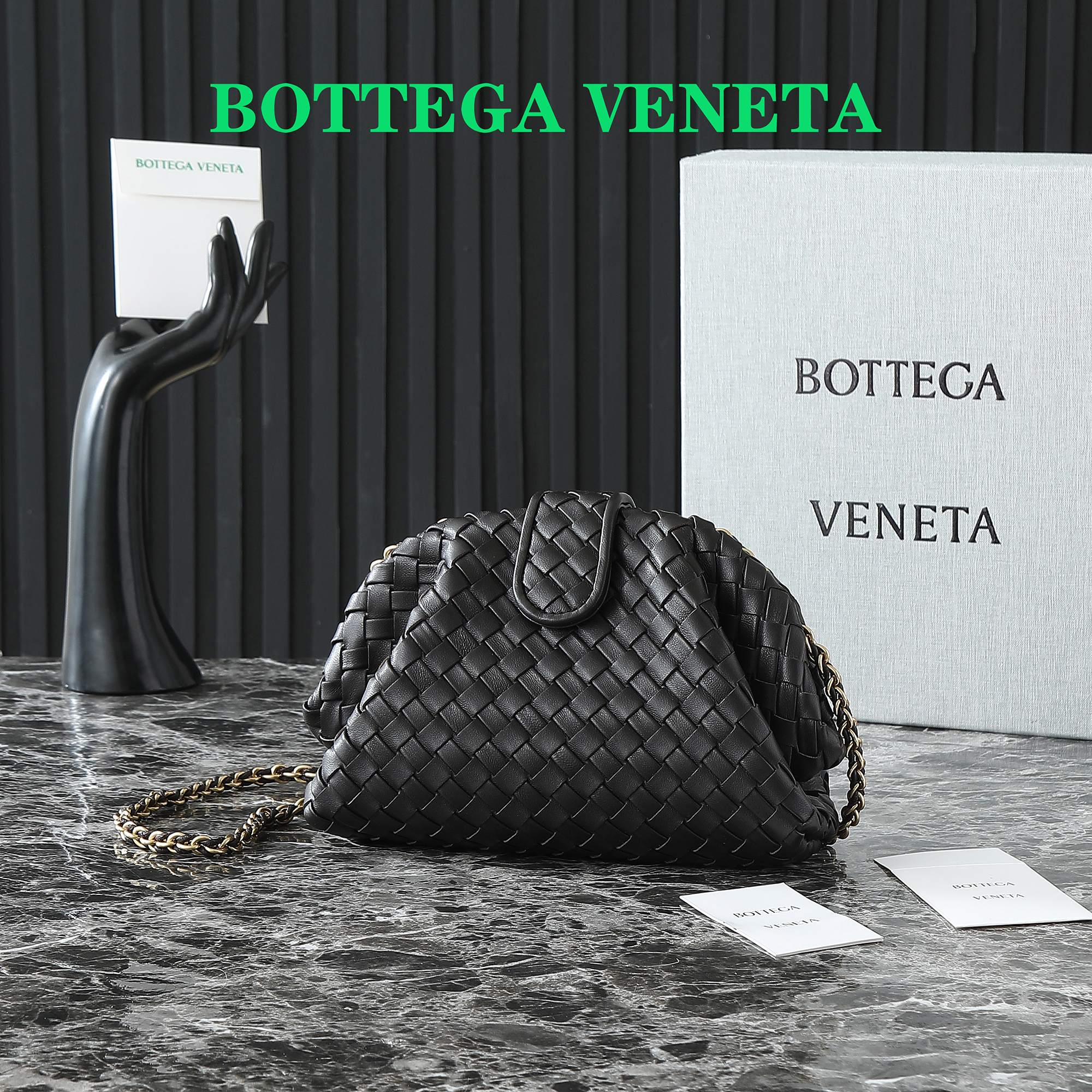 Bottega Veneta Leather The Lauren 1980 Pouch – Burgund