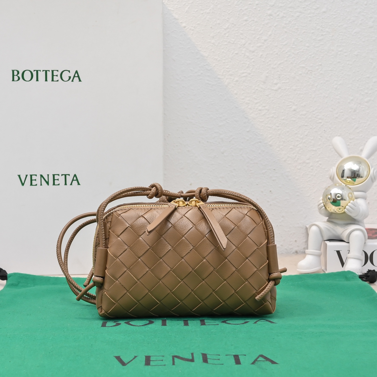 Bottega Veneta Leather Concert Pouch