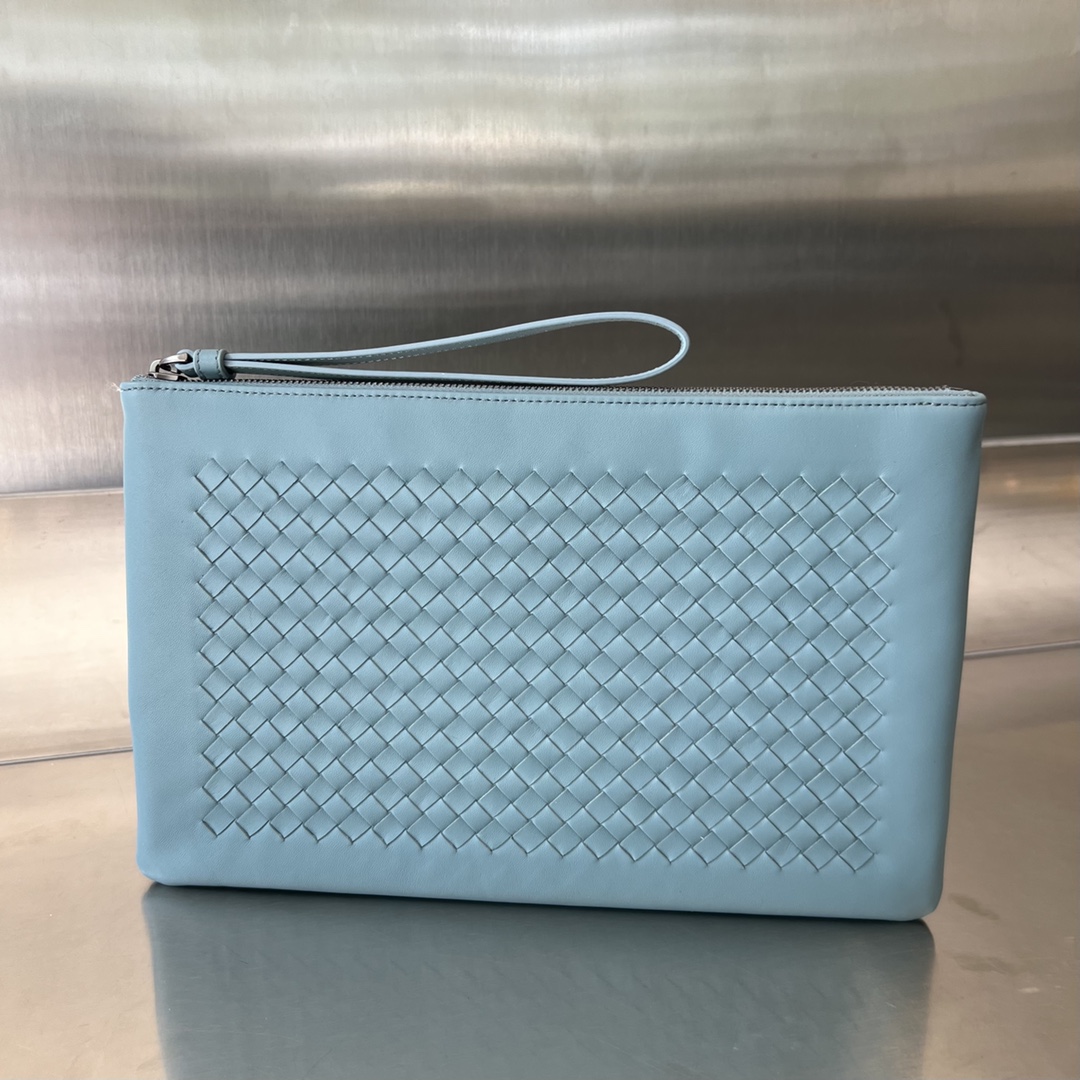 Bottega Veneta Light Blue Calfskin Pouch Leather ref.1632177