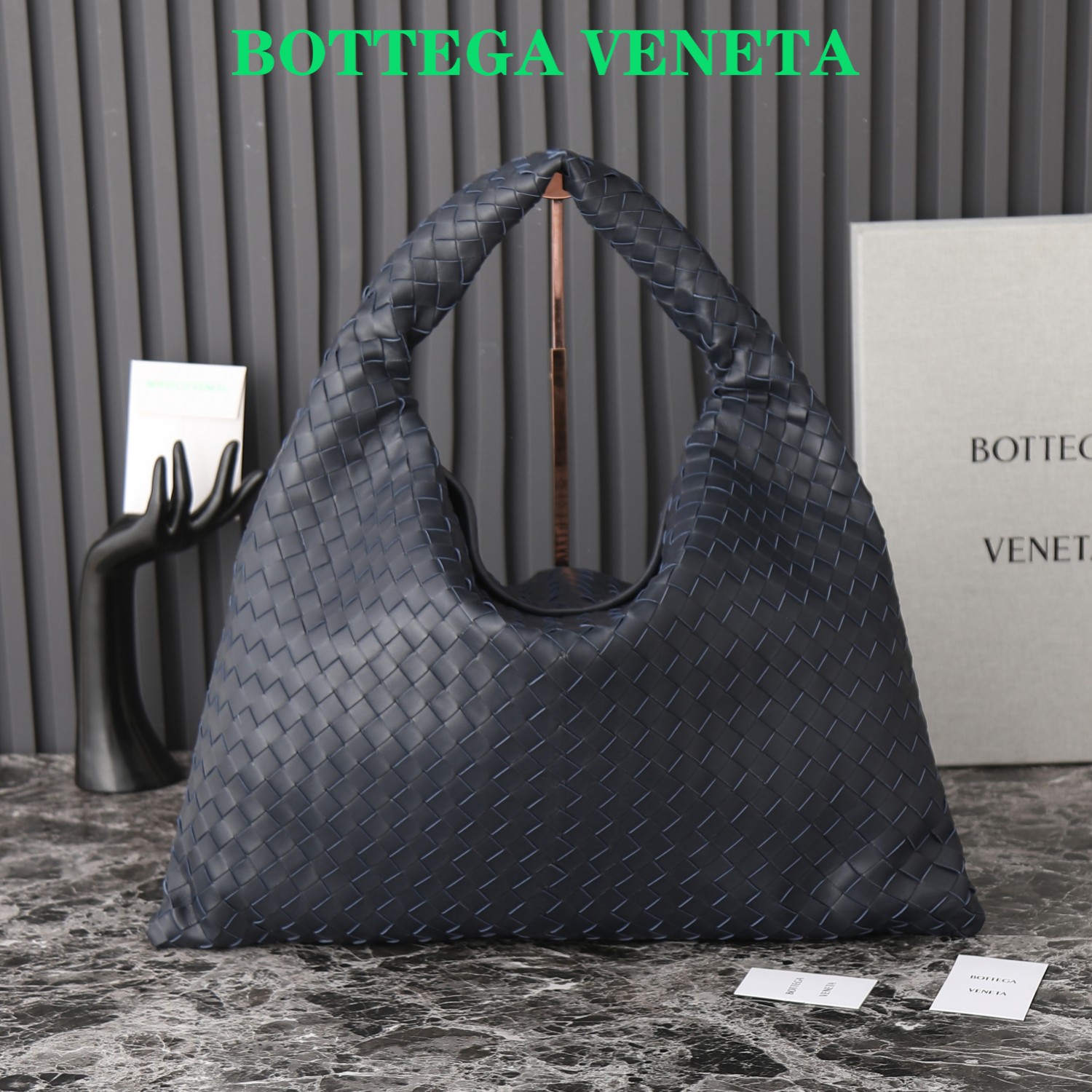 bag  Bottega Veneta Small Hop ‘Shadow’ 796262V3IV14212