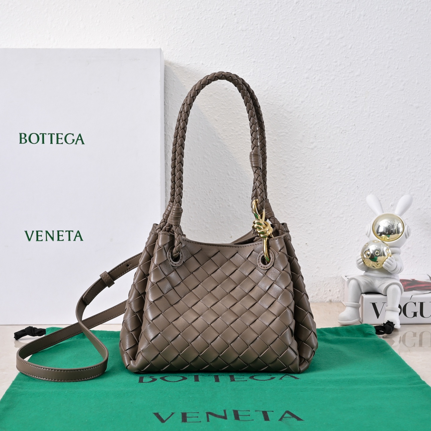 bagBottega Veneta Women Small Andiamo Parachute-Brown