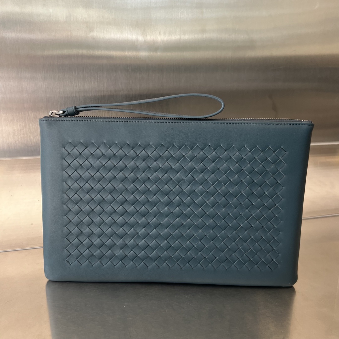Bottega Veneta ​Intrecciato Leather Wristlet Wallet on SALE