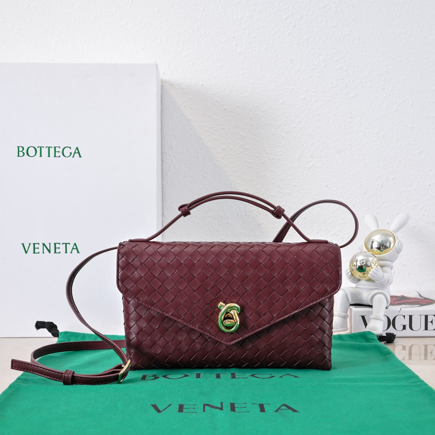 Bottega Veneta Lambskin Knot Lock Top-Handle Bag red
