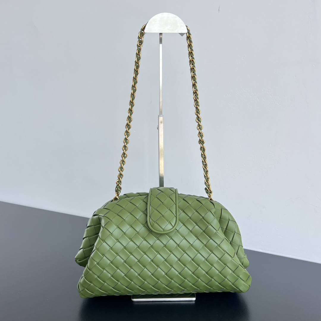 Bottega Veneta Lauren 1980 Shoulder Bag green
