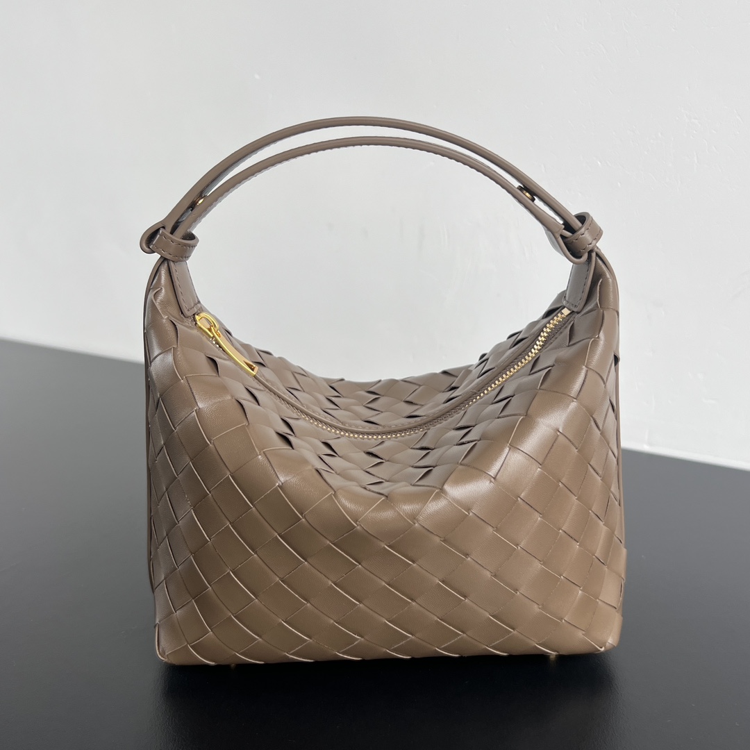Brown Bottega Veneta Bags for Women