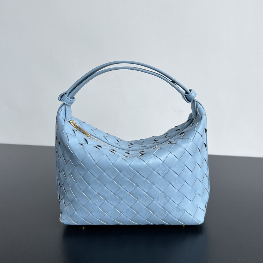 Bottega Veneta Intrecciato Mini Wallace Mini – Handle Bags, blue