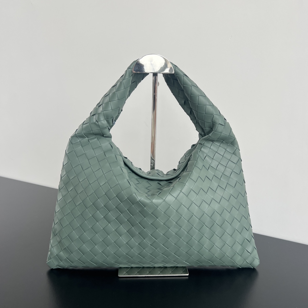 Bottega Veneta Small Leather Hop Shoulder Bag