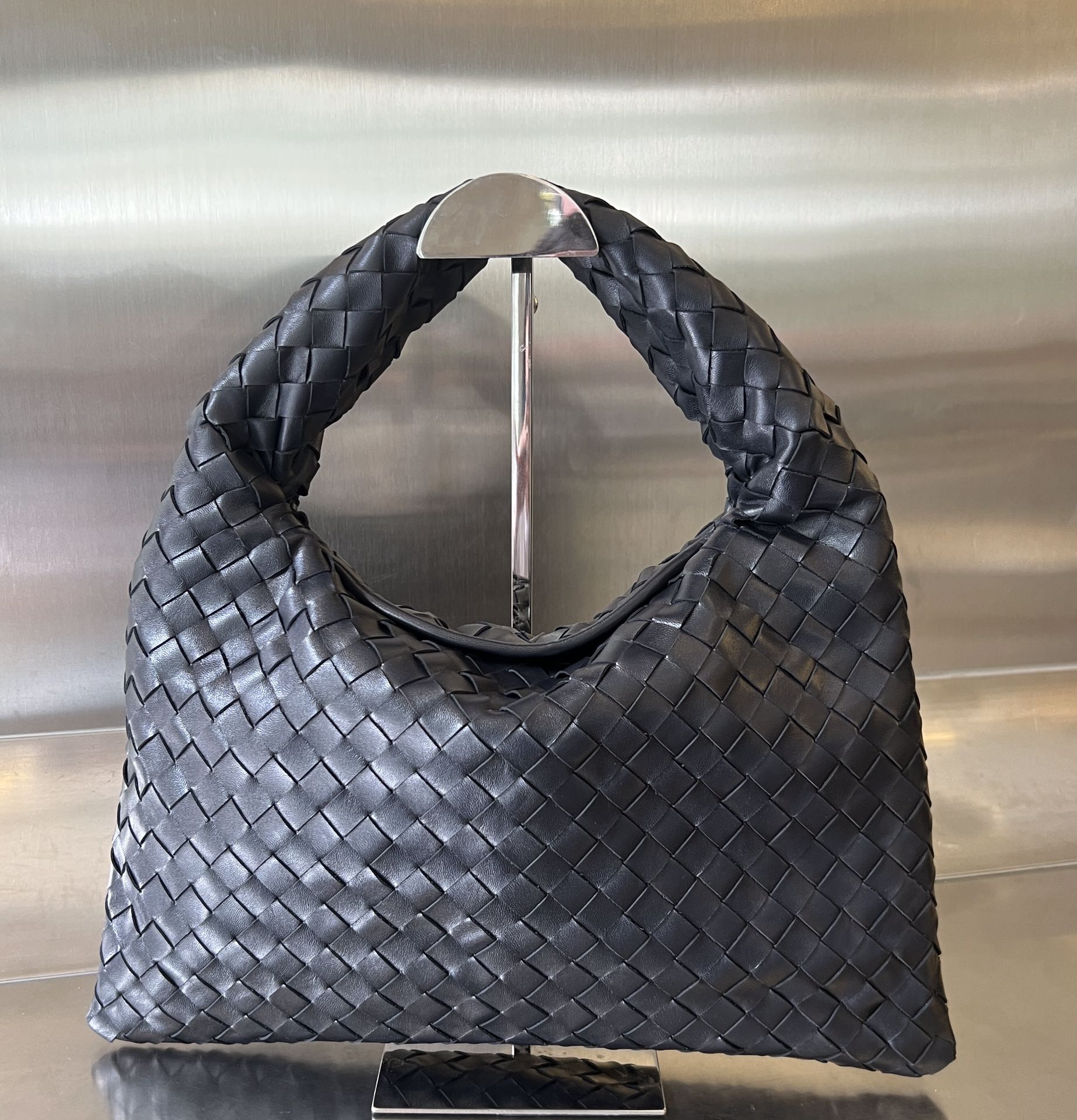 Bottega Veneta Small Calfskin Hop Shoulder Bag