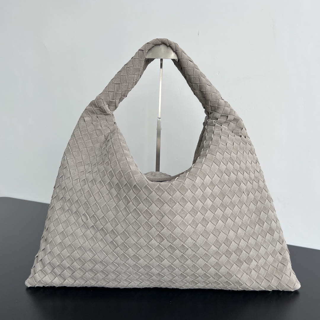 Bottega Veneta® Women’s Large Hop in Sterling.