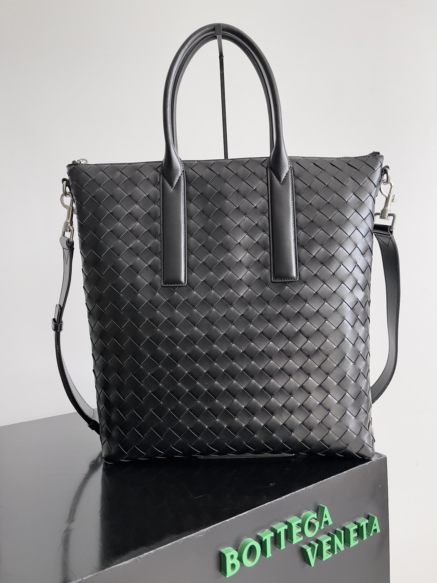 Bottega Veneta Quadronna Canvas & Leather Tote |
