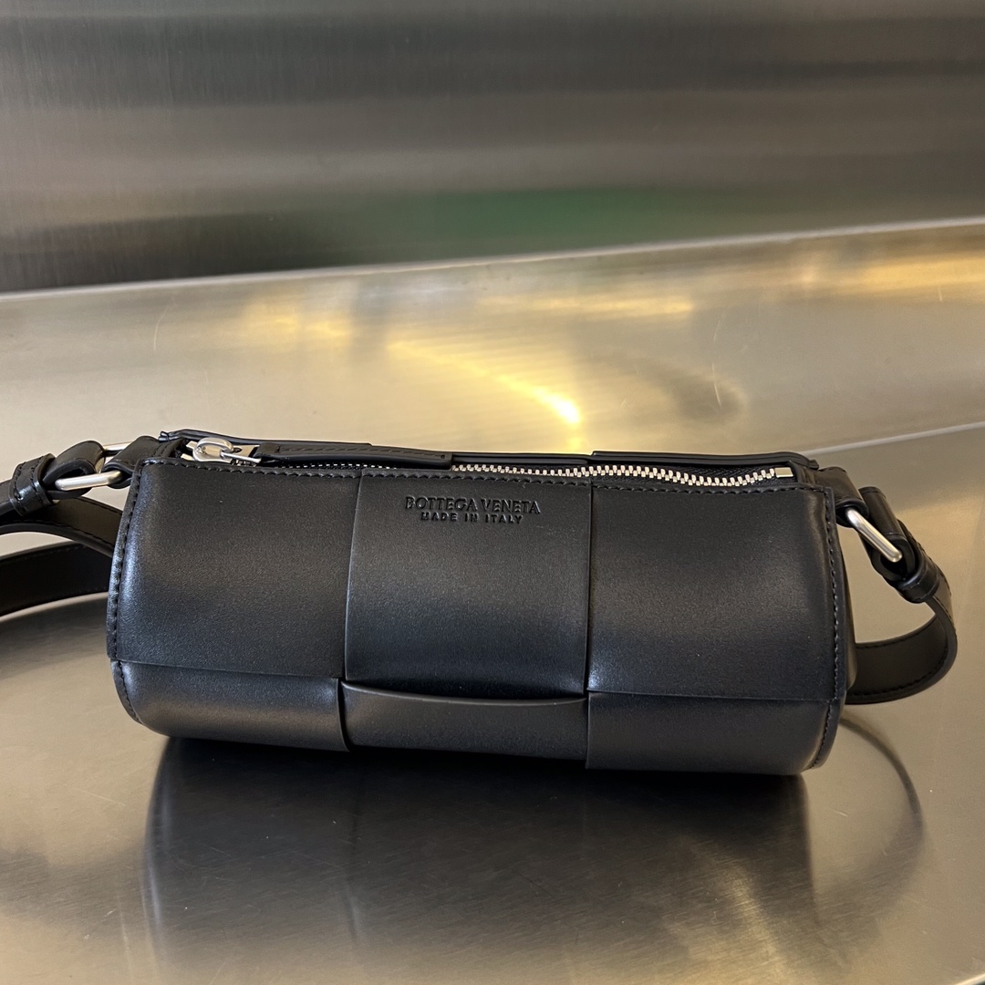 Bottega Veneta Medium Canette Bag – Black Satchels, Bags