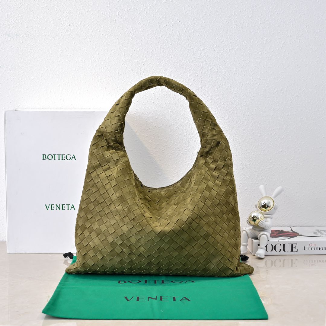 Bottega Veneta Large Hop ‘Olive Oil’ Women’s Bag