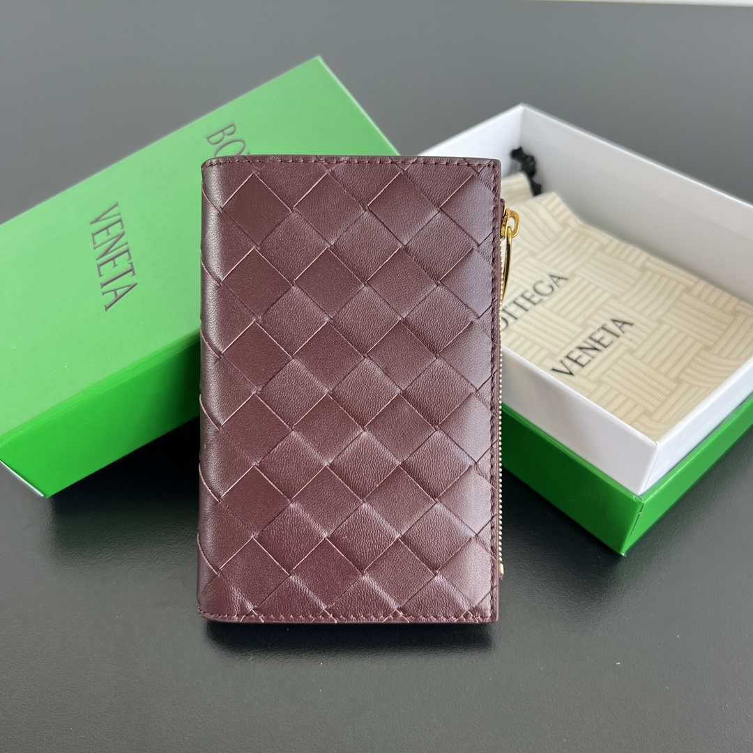 BOTTEGA VENETA Medium Intrecciato Bi-Fold Zip Wallet