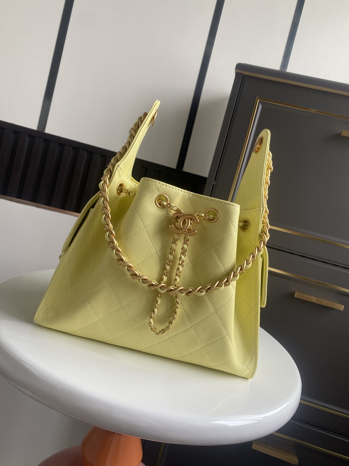 CHANEL 25 Small Handbag   Grained Calfskin & Gold-Tone Metal  Light Yellow