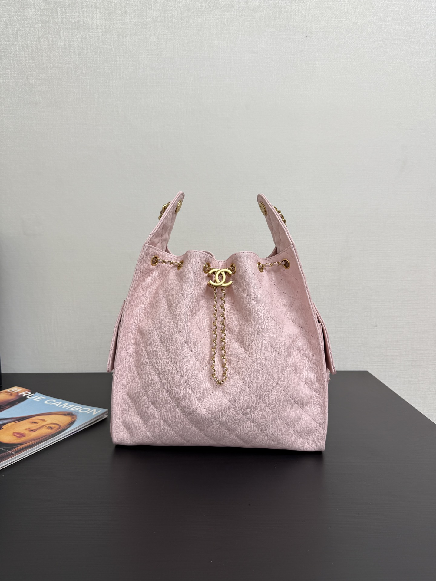 CHANEL 25 Medium Handbag   Grained Calfskin & Gold-Tone Metal  Light Pink