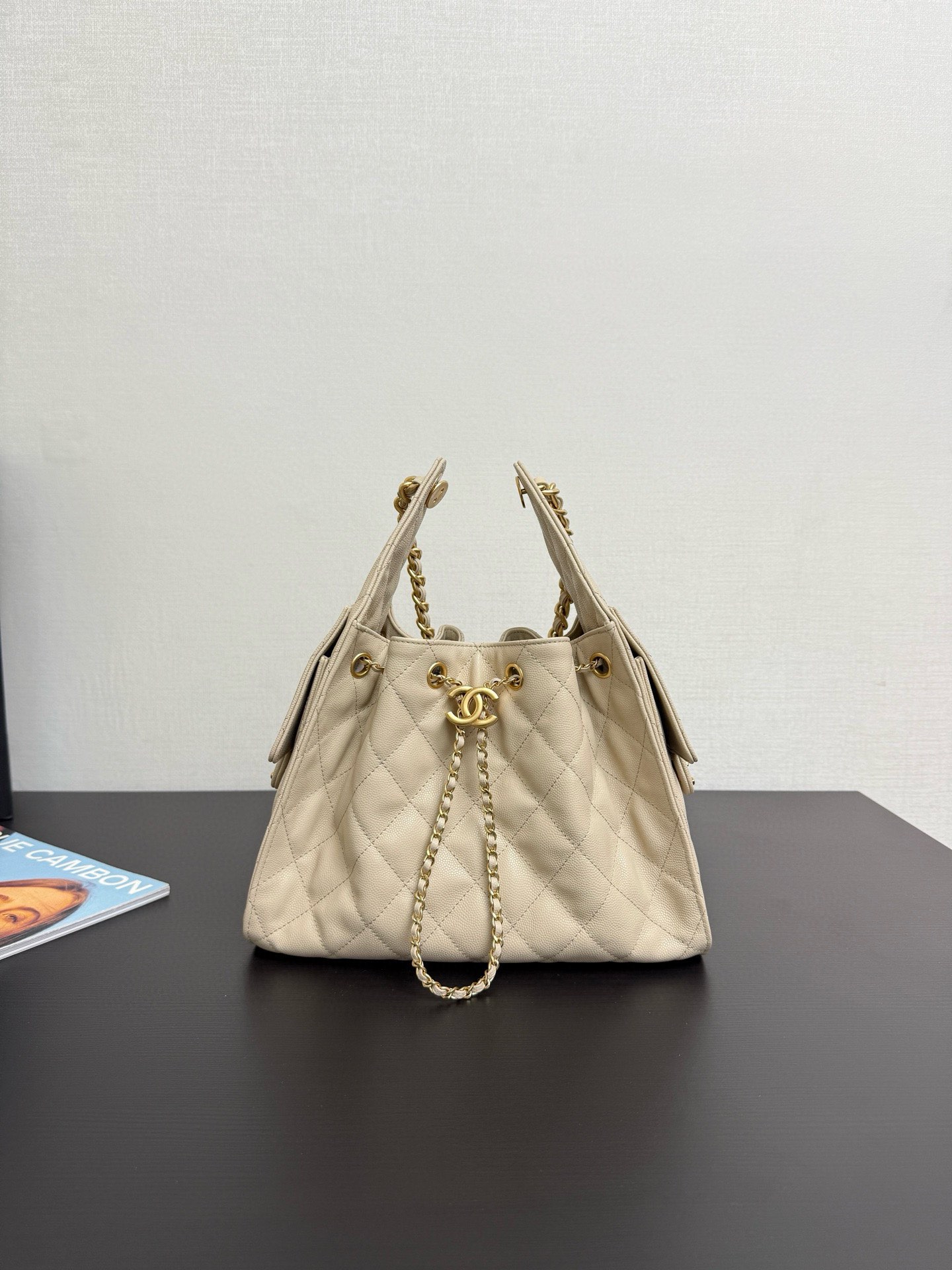 CHANEL 25 SMALL HANDBAG Grained Calfskin & Gold-Tone Metal Beige 1 lot only