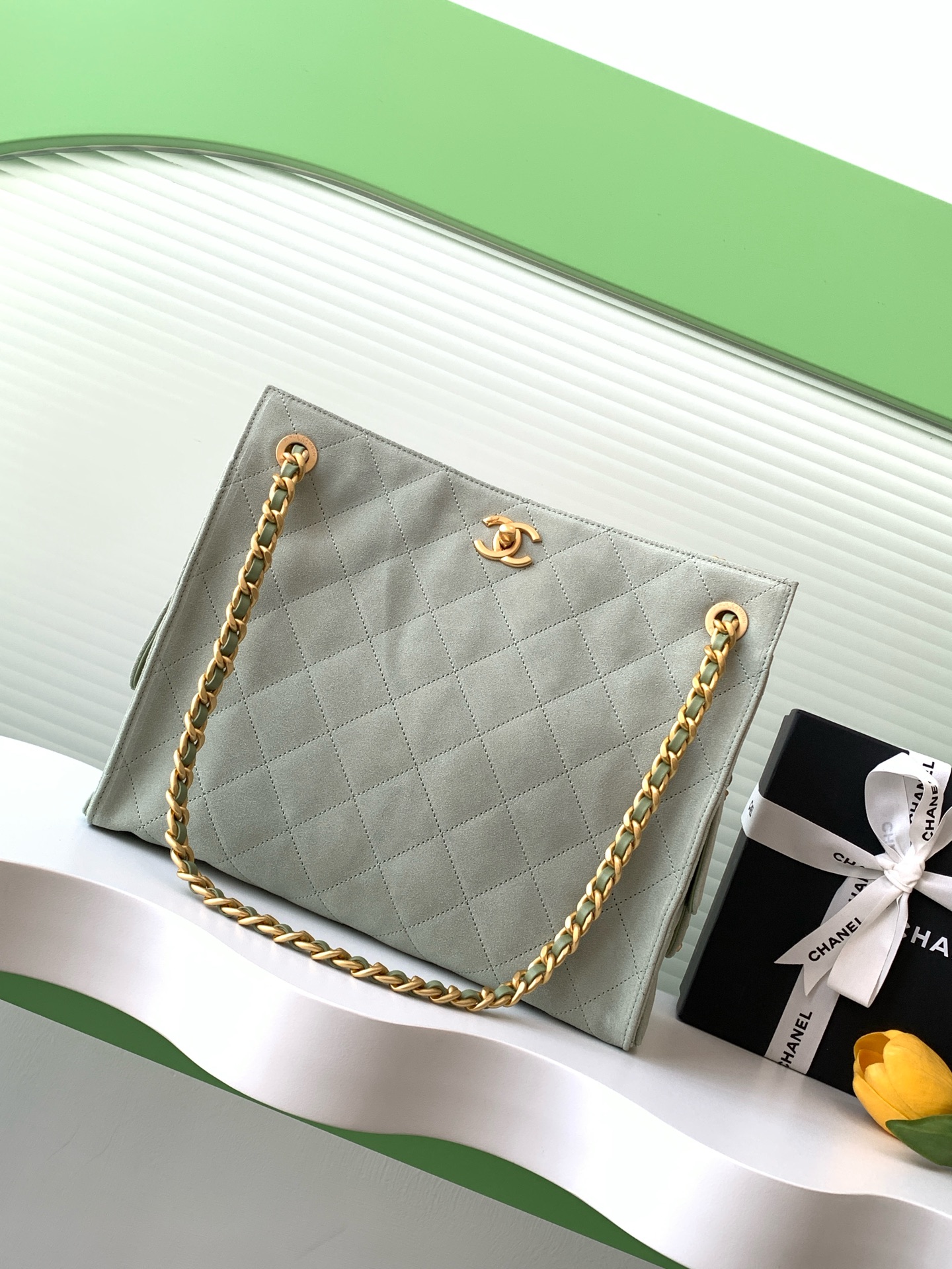 Chanel Matelasse Chain Handbag Black Gold Hardware Quilted Luxury