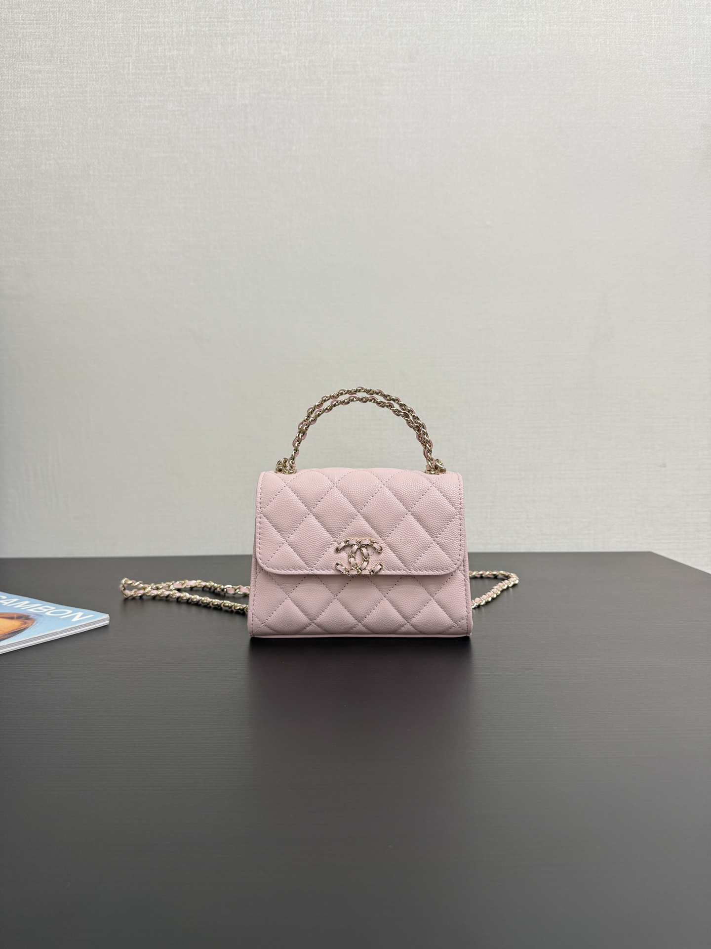 Chanel Clutch with chain   Grained Shiny Calfskin & Gold-Tone Metal  Light Pink