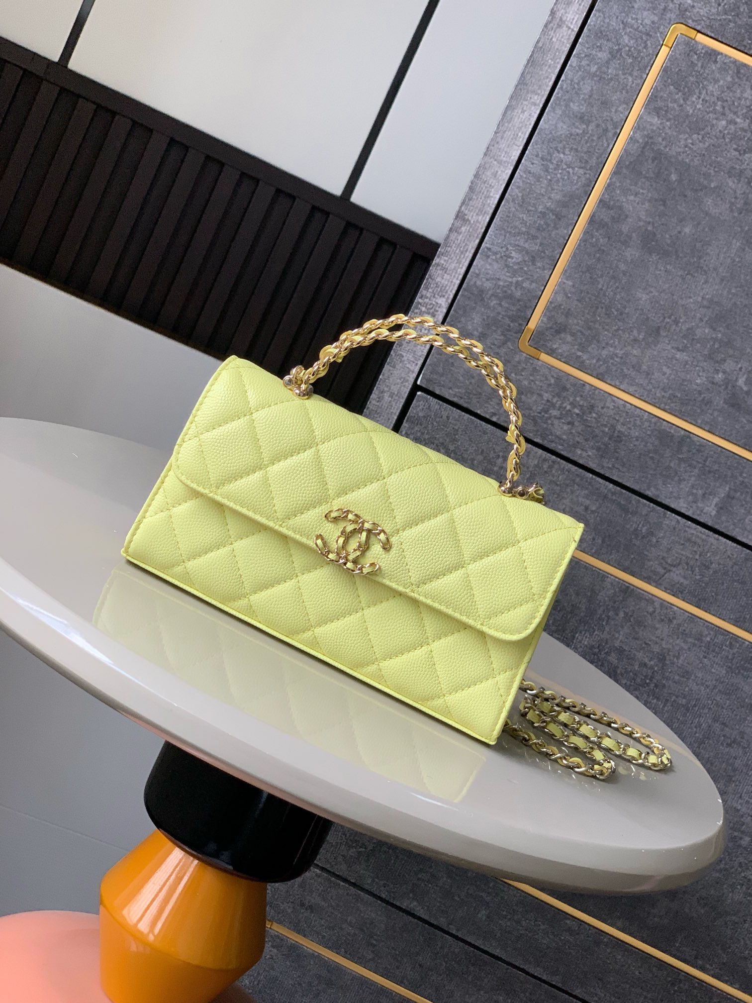 Chanel Mini Pearl Crush Clutch w/ Chain – Pink Mini Bags,