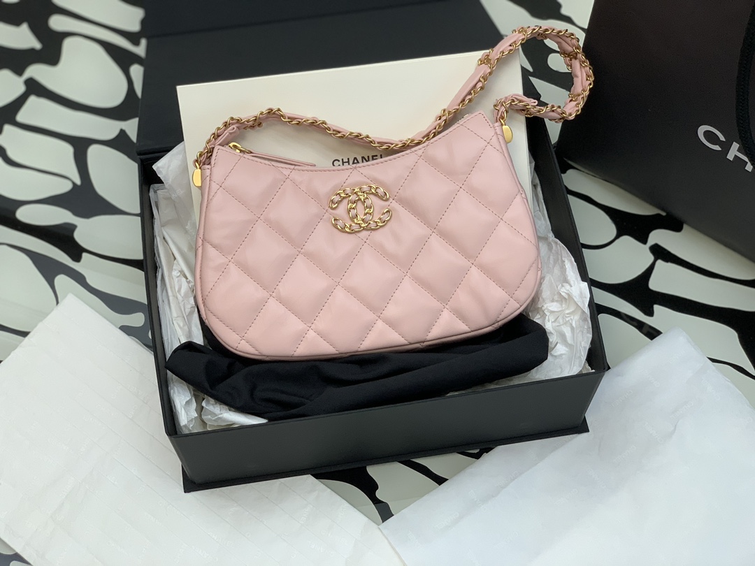 CHANEL Aged Calfskin Quilted Chanel 19 Hobo Pink 1515418
