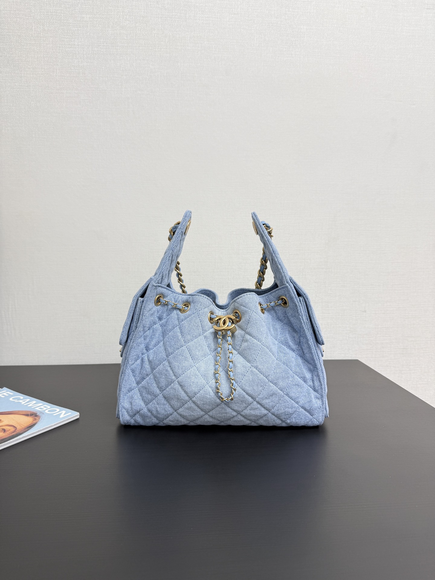 Chanel Chanel 25 medium handbag, Washed denim & gold-toneblue