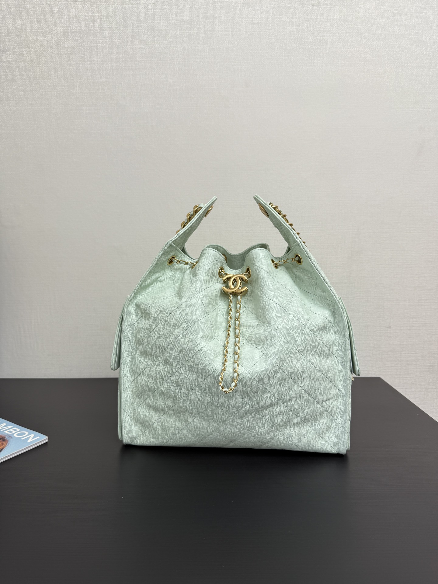 CHANEL 25 Small Handbag   Grained Calfskin & Gold-Tone Metal  Light Green