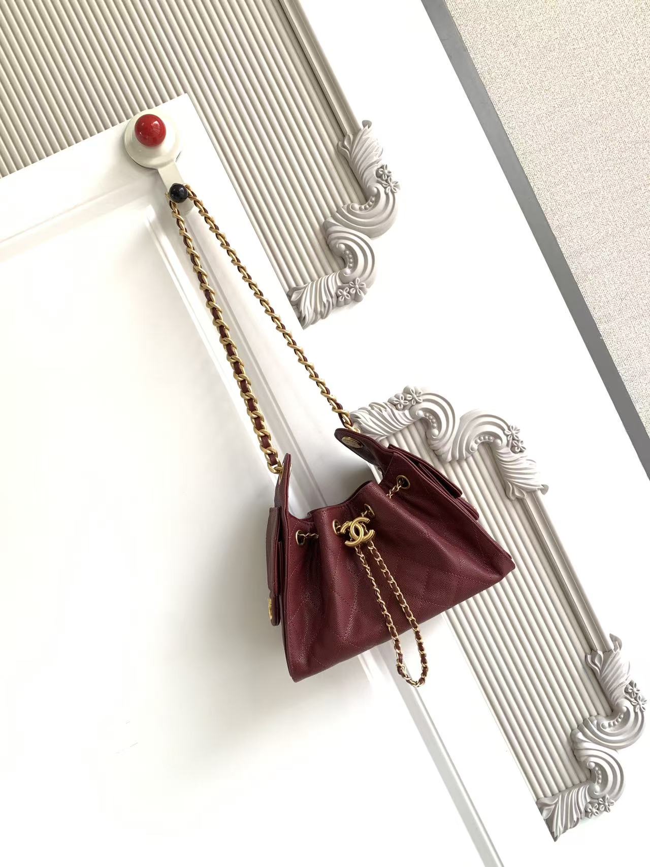 CHANEL Caviar Quilted Small Chanel 25 Hobo Burgundy