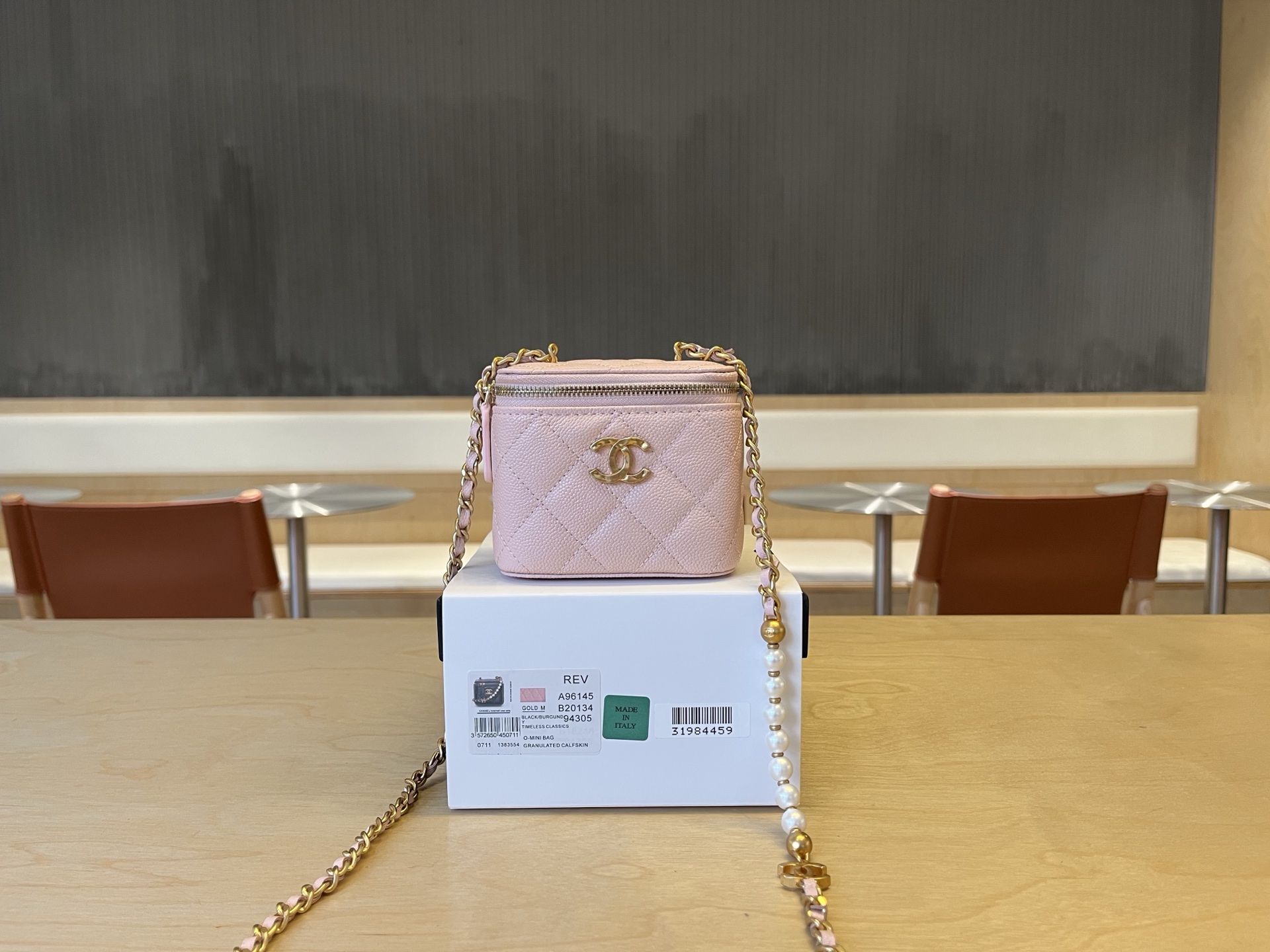 Chanel Mini Vanity With Coco Chain Light Pink Lambskin Gold