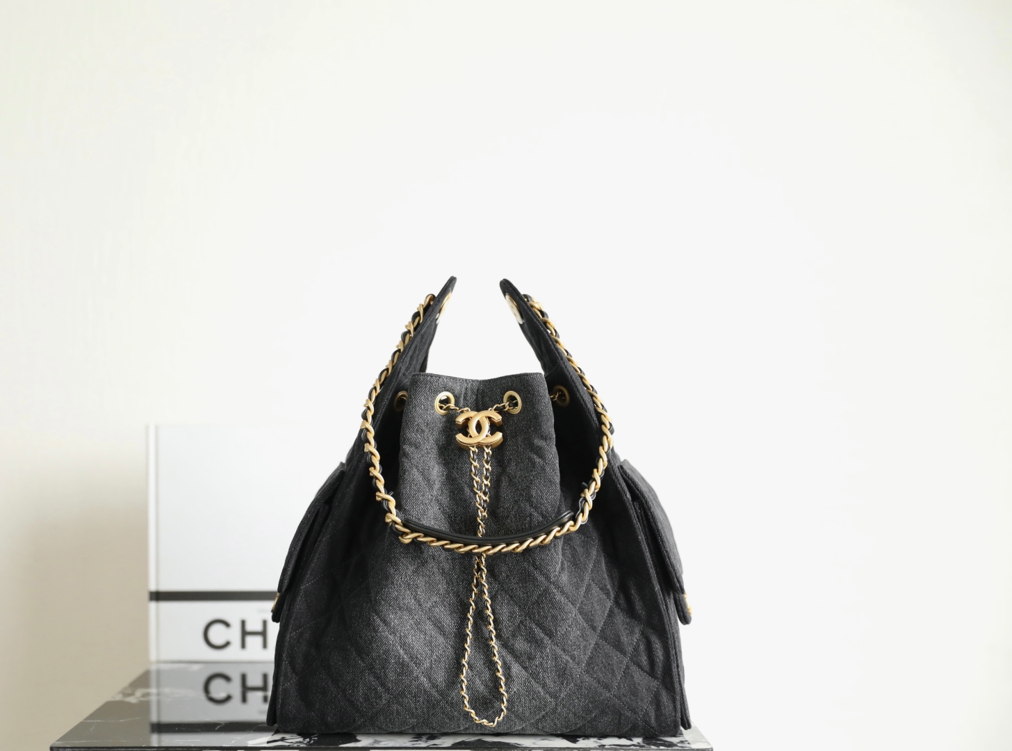 Chanel Chanel 25 medium handbag, Washed denim & gold-tone& Metal  Black