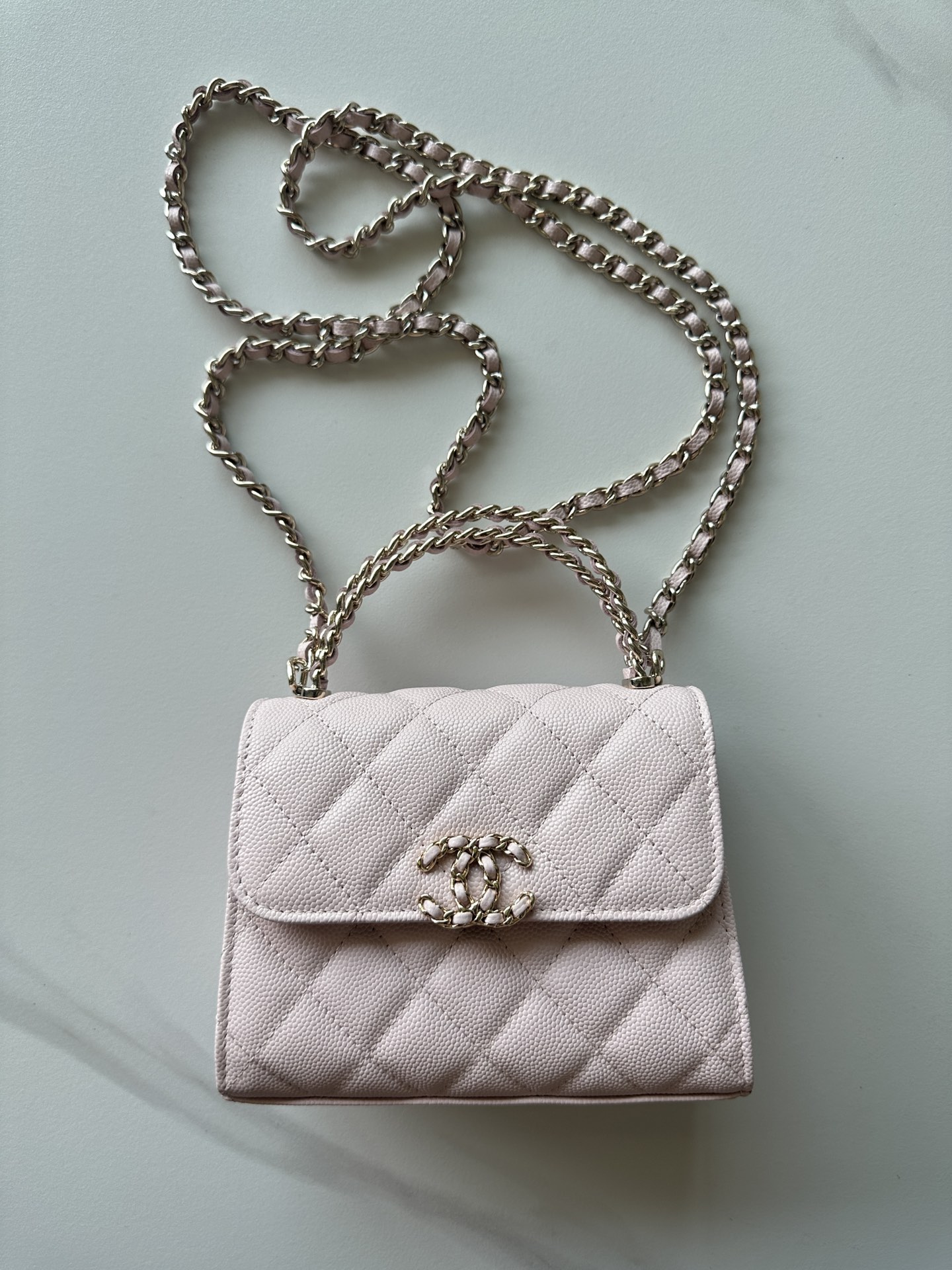 Chanel Clutch with chain – Grained shiny calfskin & gold-tone pink