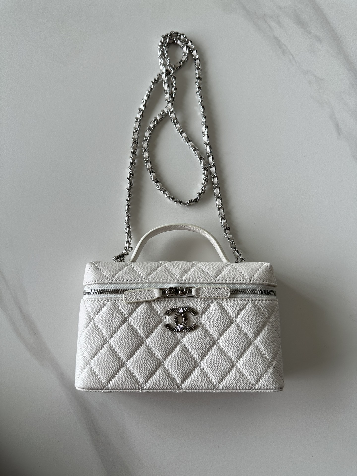 CHANEL Caviar Quilted Ridged CC Top Handle Slim Vanity Case white