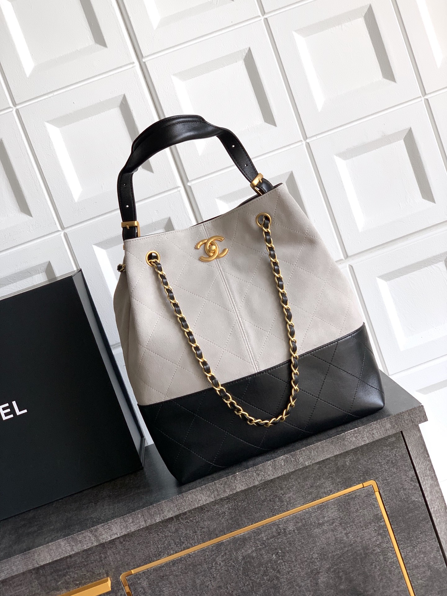 Chanel CC 25A Tote 28cm Grey Suede Black Calfskin