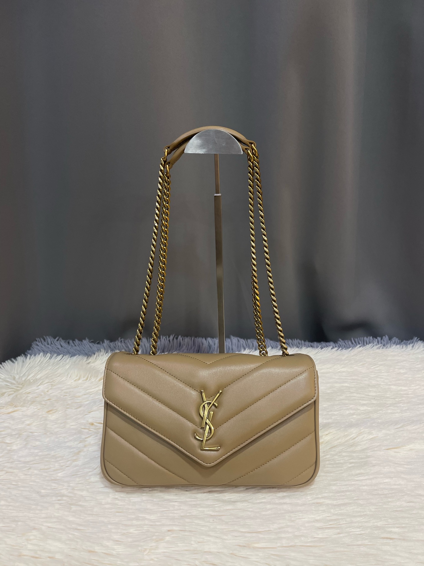 Saint Laurent Loulou small dark beige