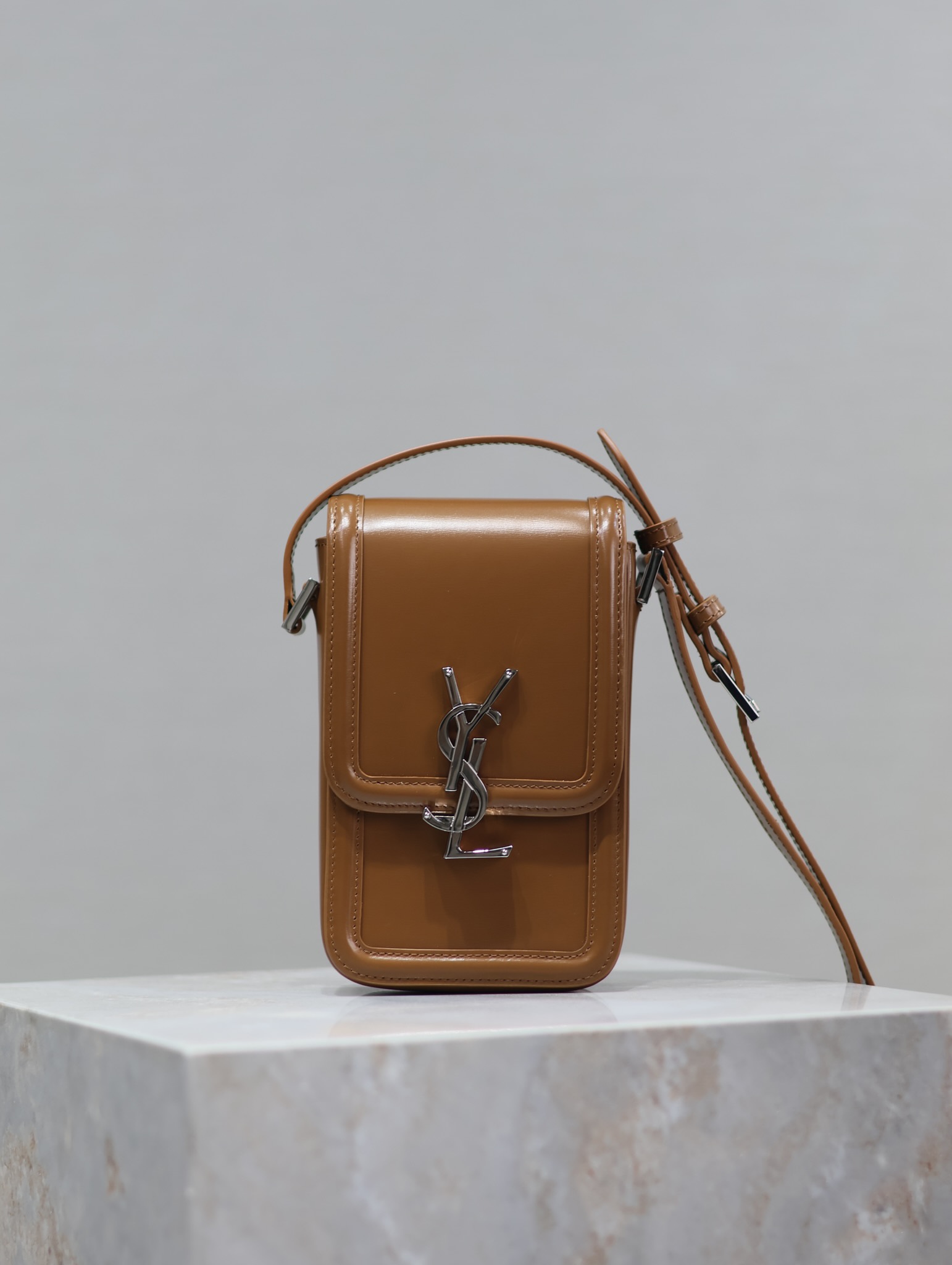 Saint Laurent Leather Solferino Mini 2023 – Brown – SNT40099