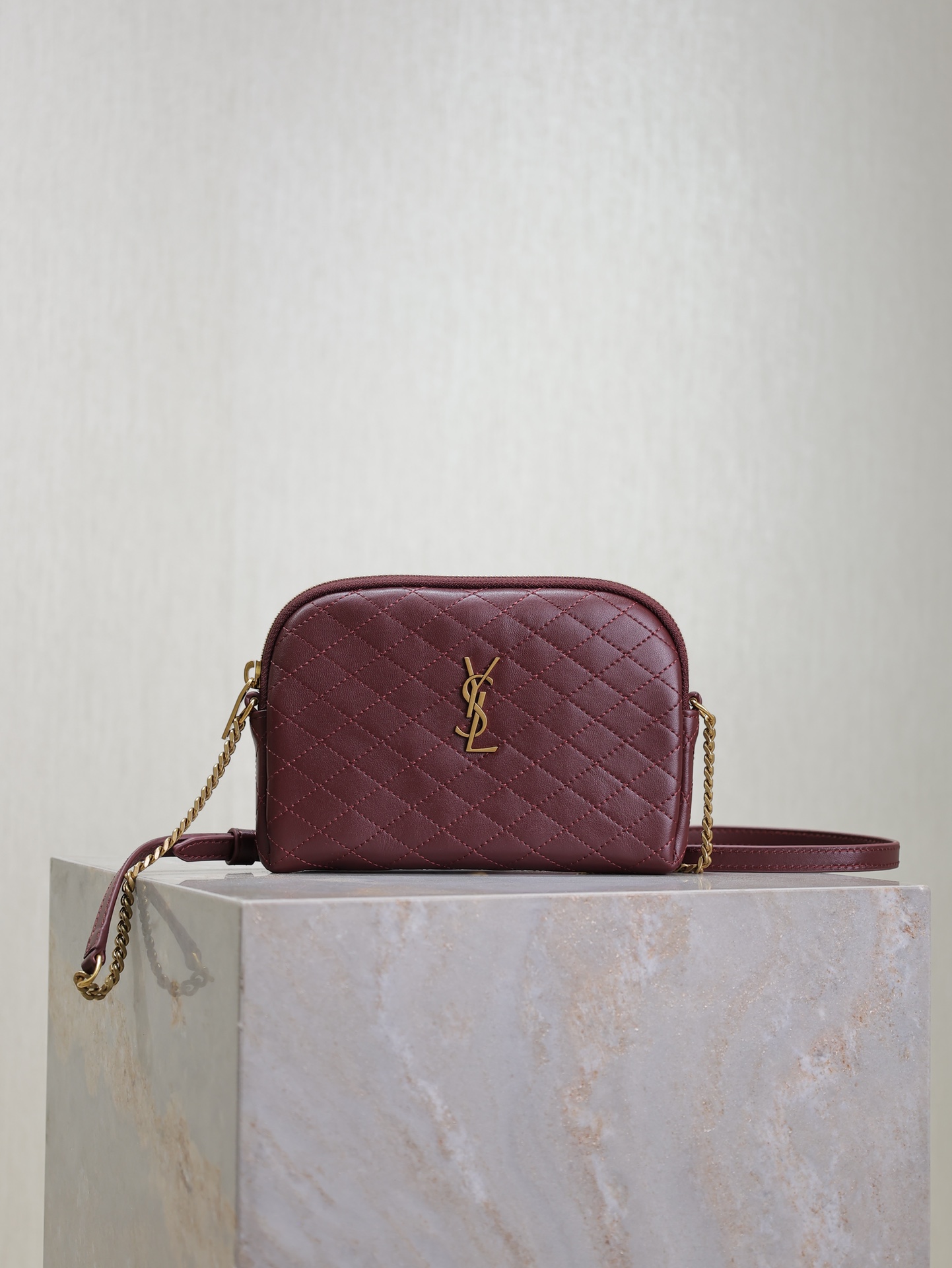 Saint Laurent Gaby Quilted Leather Shoulder Bag –