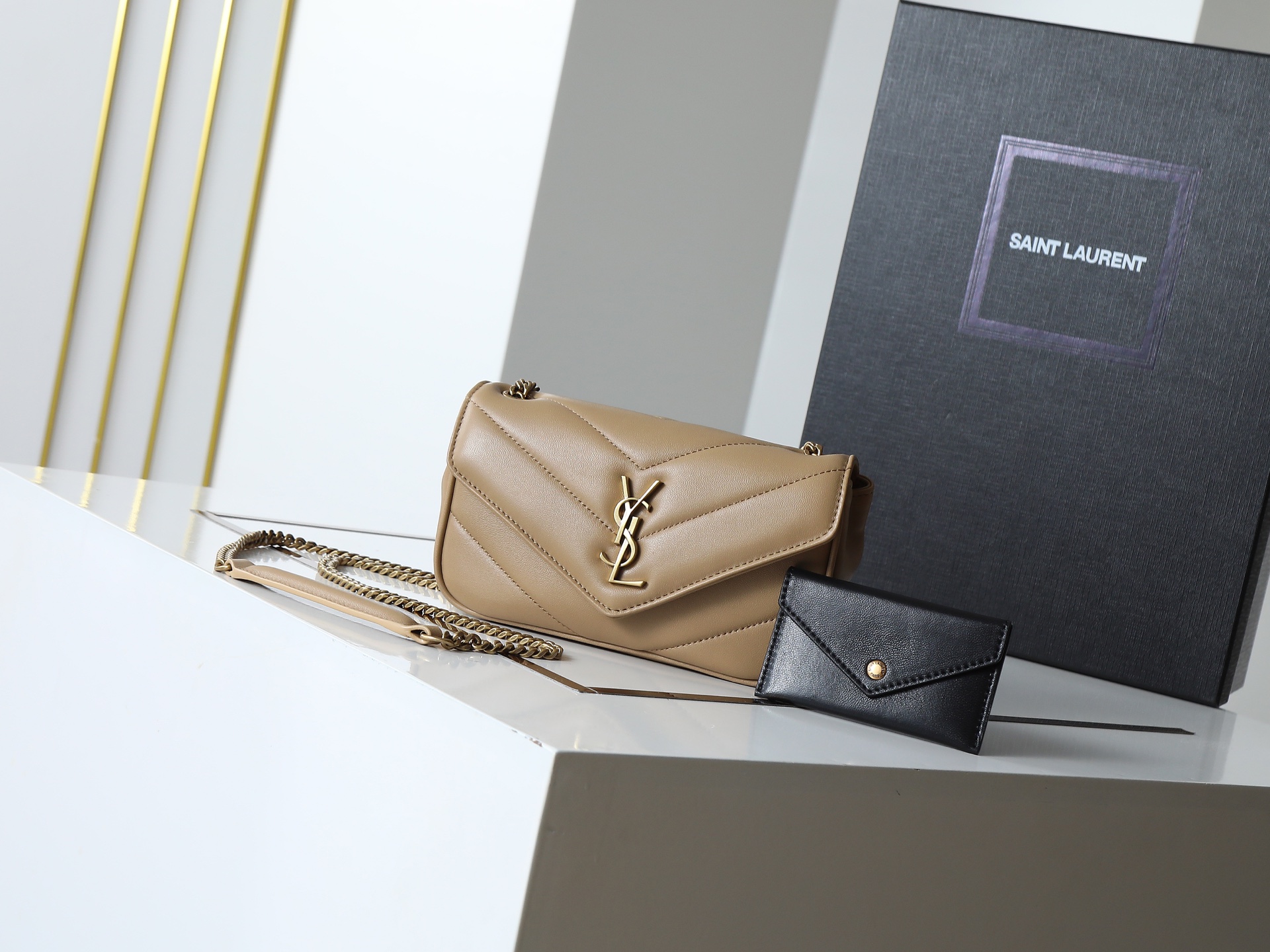 Saint Laurent Umhängetasche LOULOU MINI in Natur