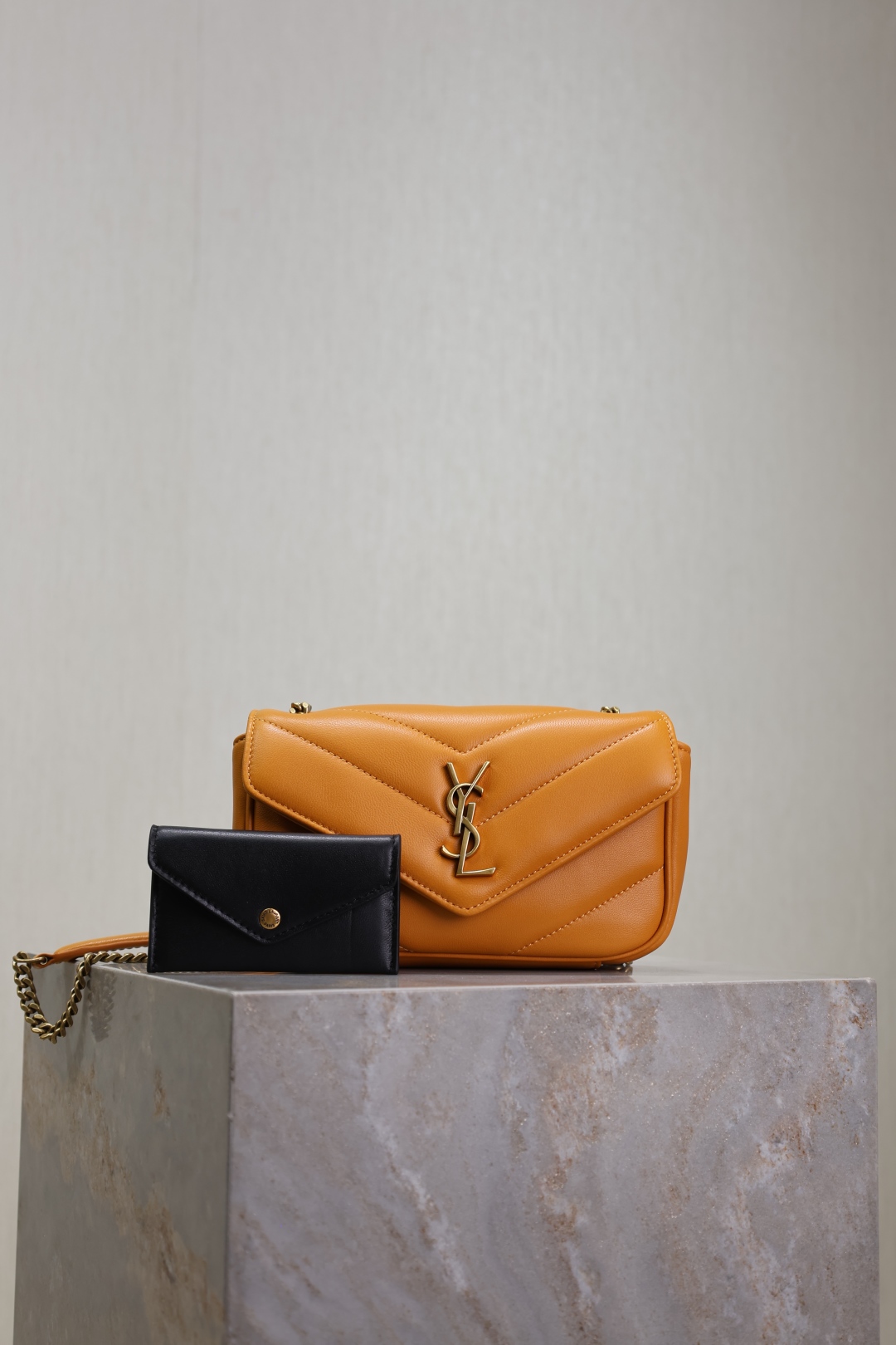 Saint Laurent LOULOU MINI in lambskin | Saint Laurent | YSL NL