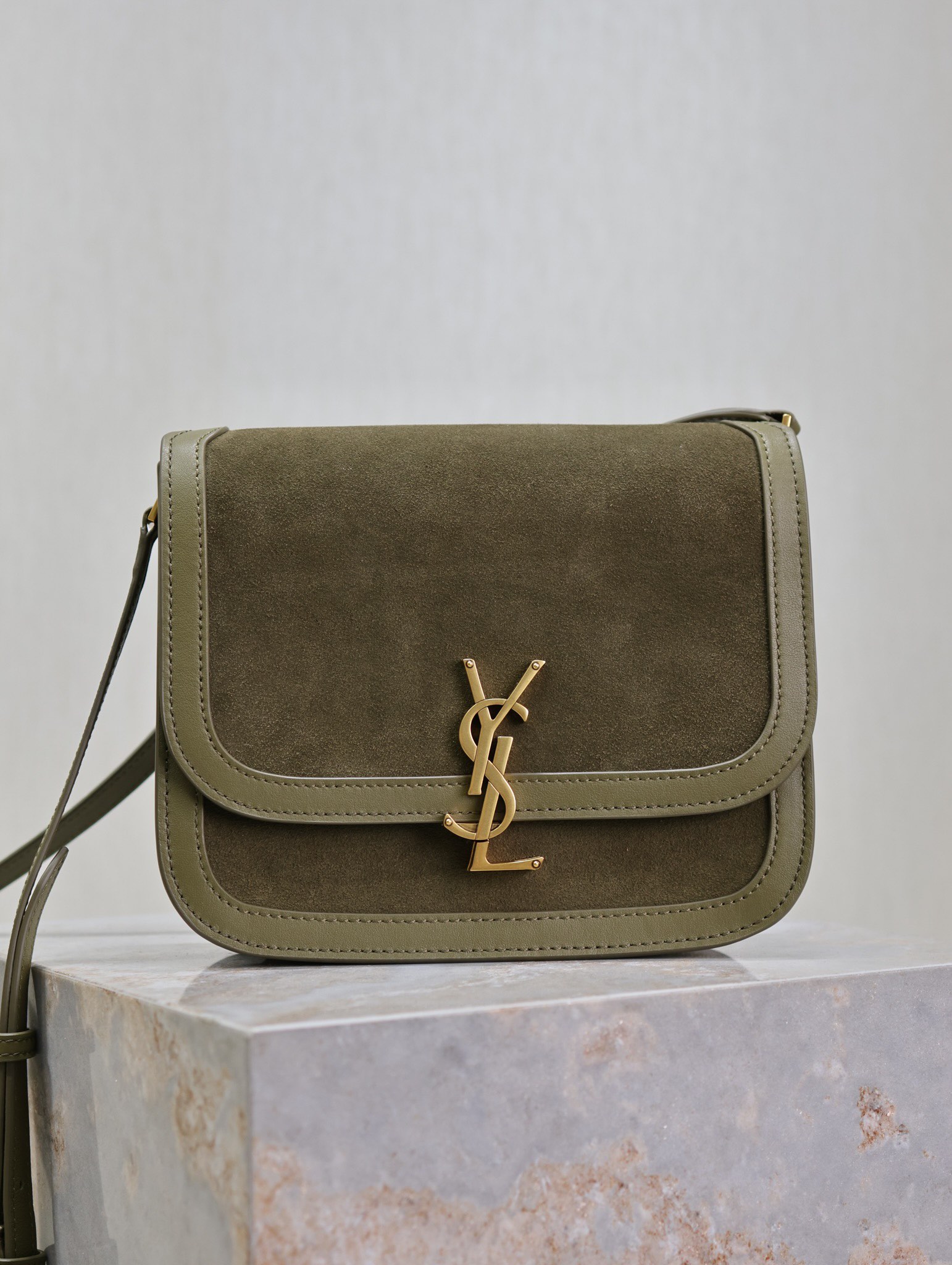 Saint Laurent Smooth Solferino ‘Khaki’ 635025-11Z3W-3221