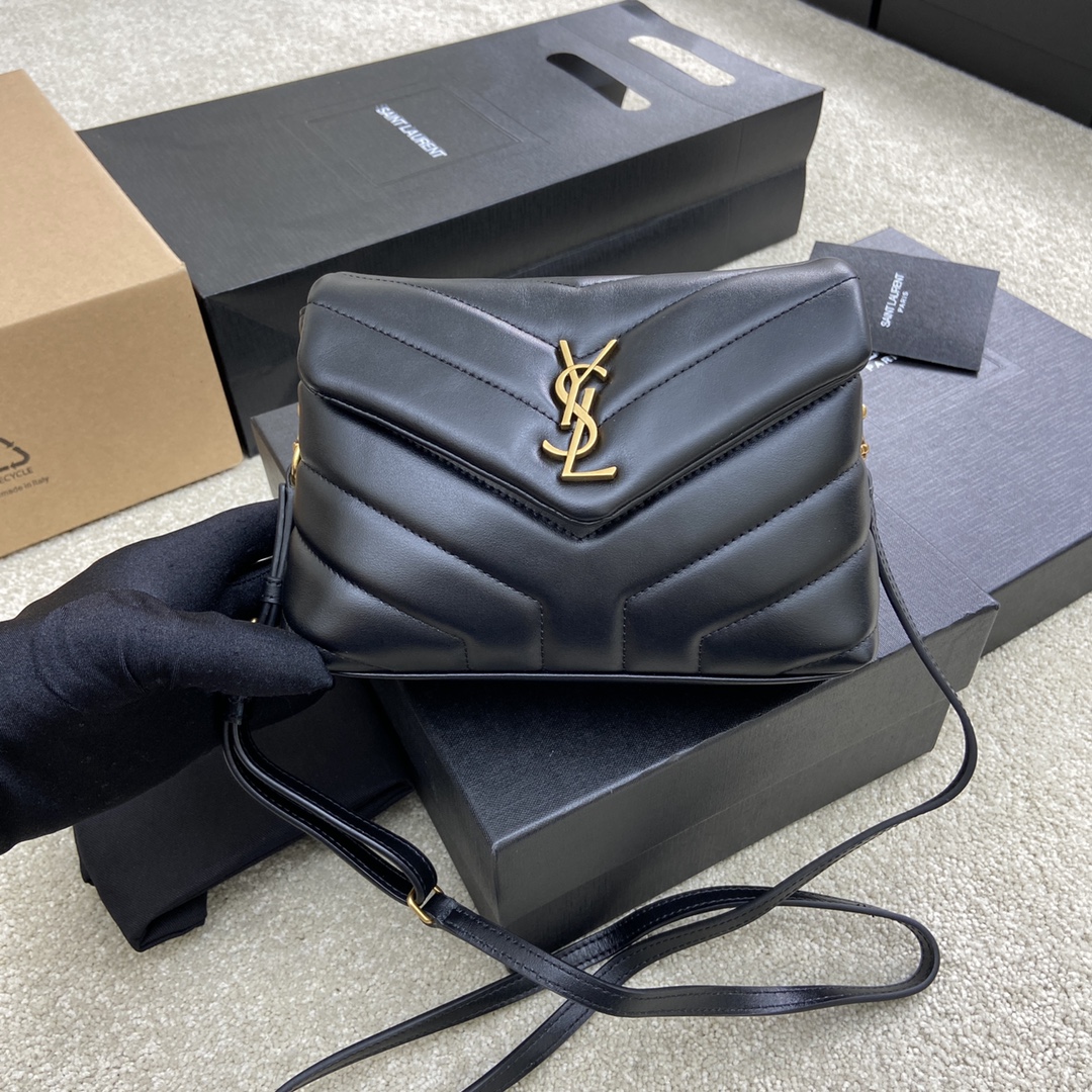 Saint Laurent Loulou Small Chain Bag ‘Black’