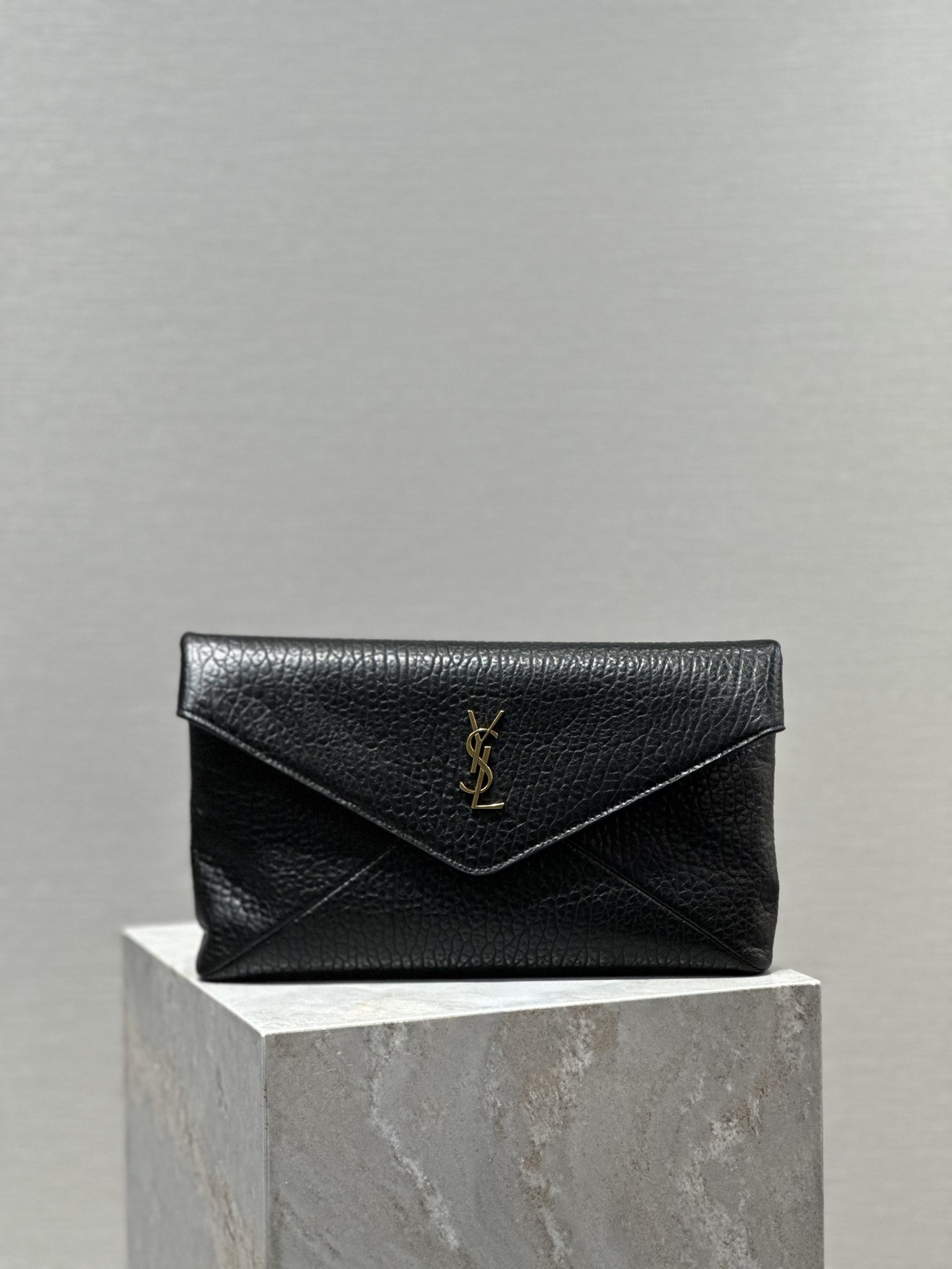 Saint Laurent Cassandre chain pouch for Women – Black in