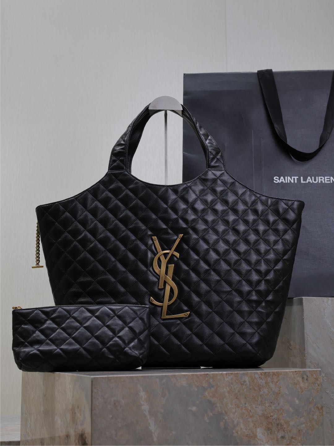 Saint Laurent Black Maxi Quilted Lambskin Icare Shopping Tote