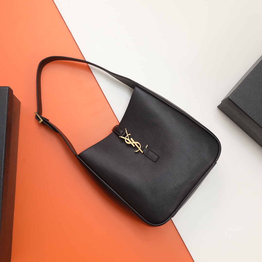 Saint Laurent Le 5 À 7 ‘Black’ 809461AADUU1000