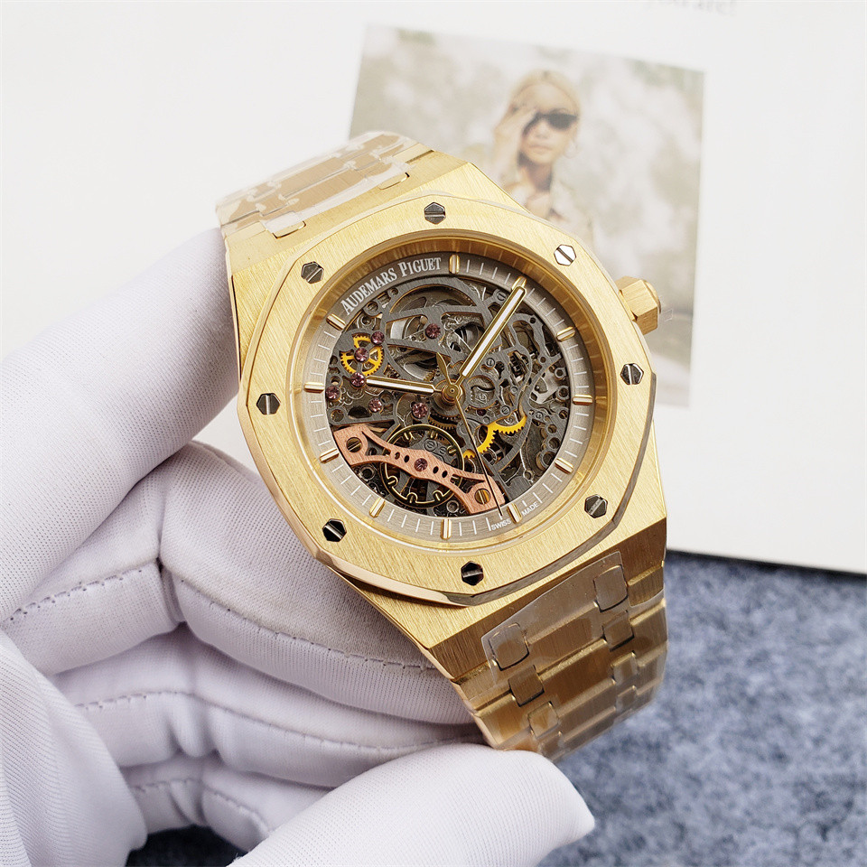 Audemars Piguet  Royal Oak Automatic Watch 001