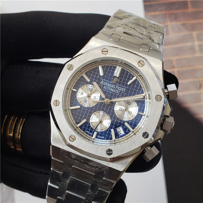 Audemars Piguet Royal Oak Chronograph   002