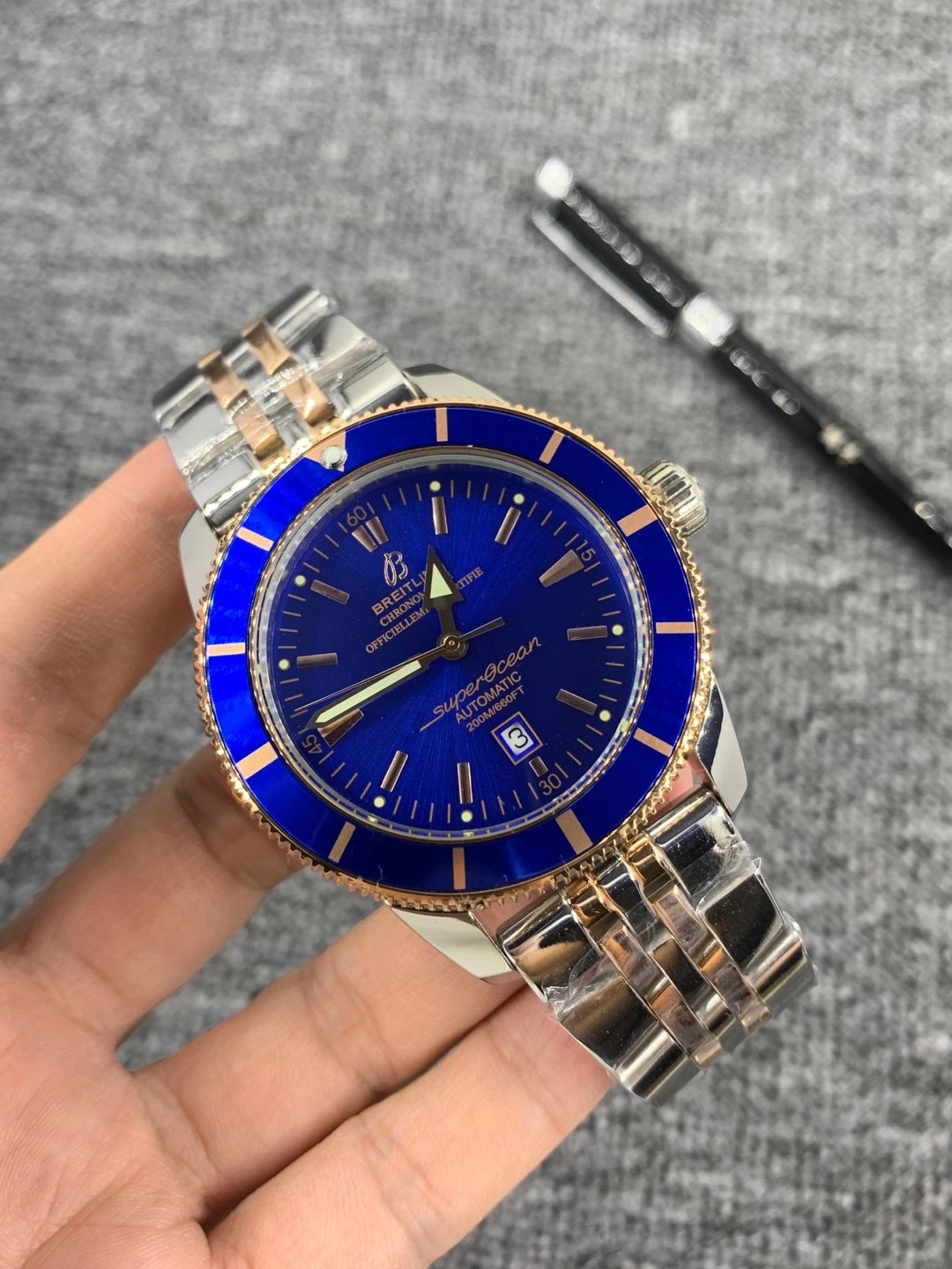 Breitling Superocean Heritage 42 B20 Automatic 42 003