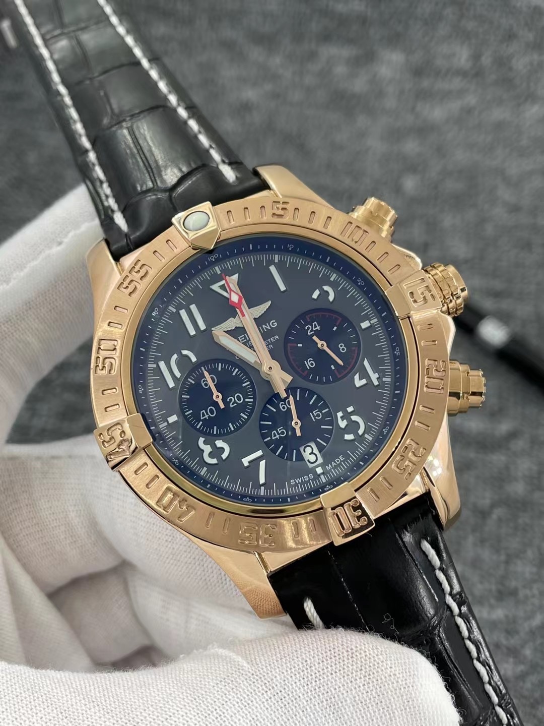 Breitling Chronomat B01 42 18K Gold Men’s Watch RB0134 Full Set 2022 Rose Gold