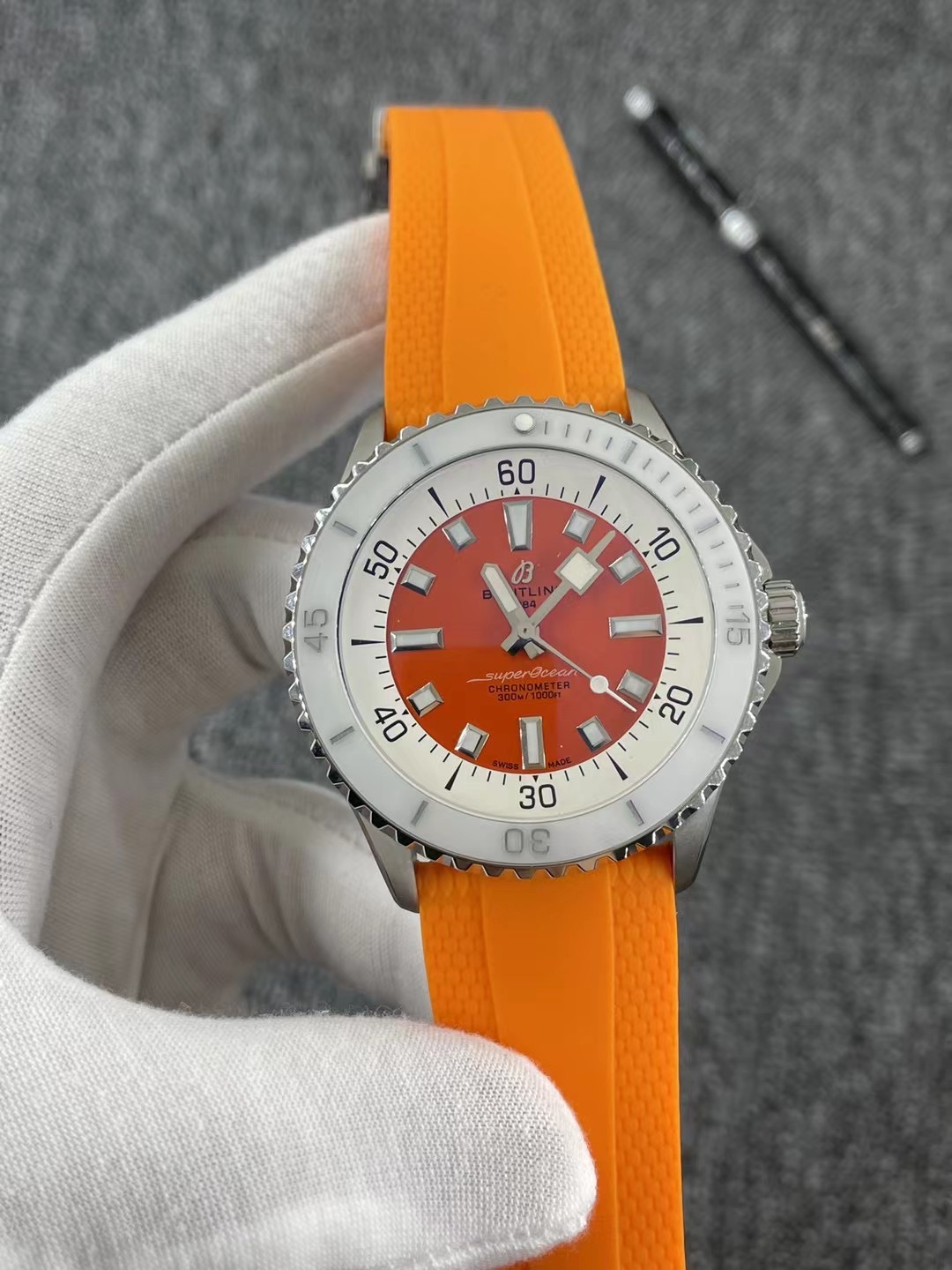 Superocean Automatic 36 02